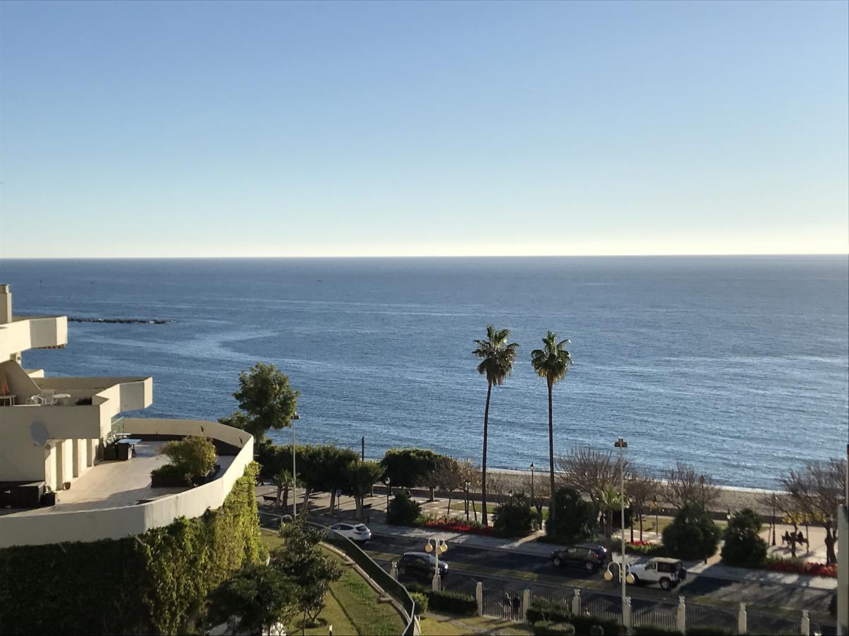 Estudios Y Apartamentos Benal Beach ベナルマデナ エクステリア 写真