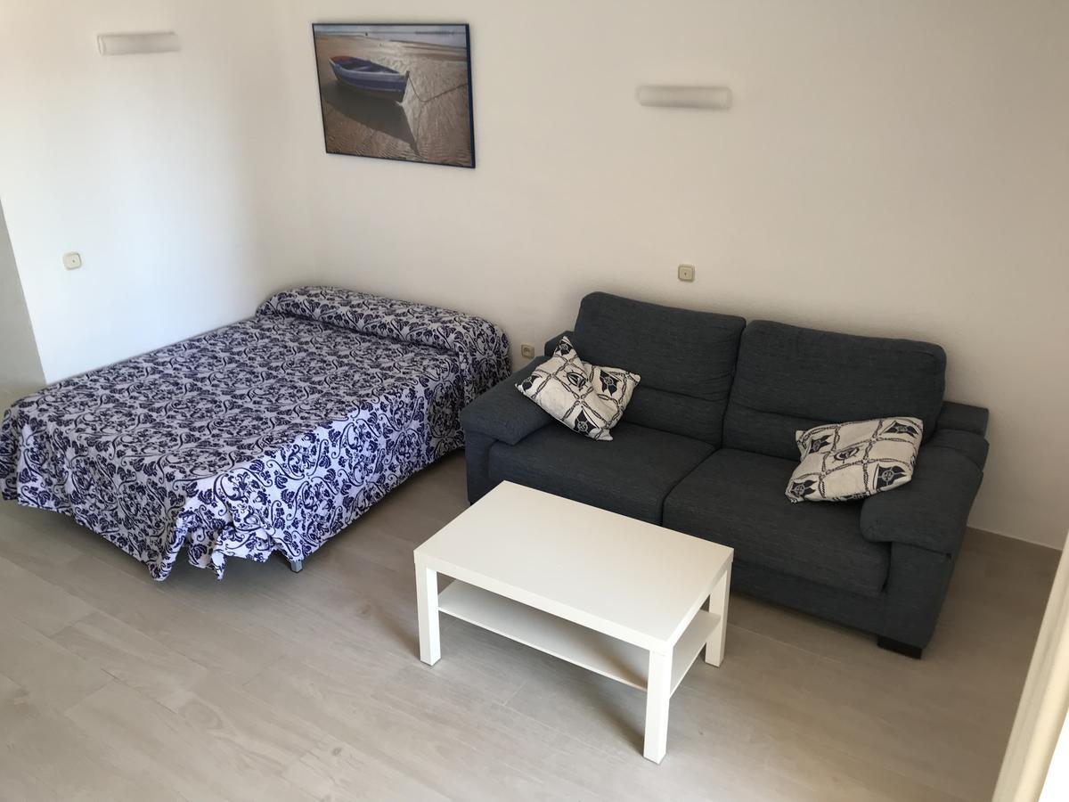 Estudios Y Apartamentos Benal Beach ベナルマデナ エクステリア 写真