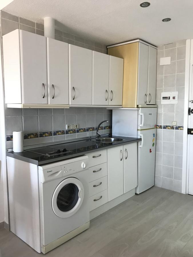Estudios Y Apartamentos Benal Beach ベナルマデナ エクステリア 写真