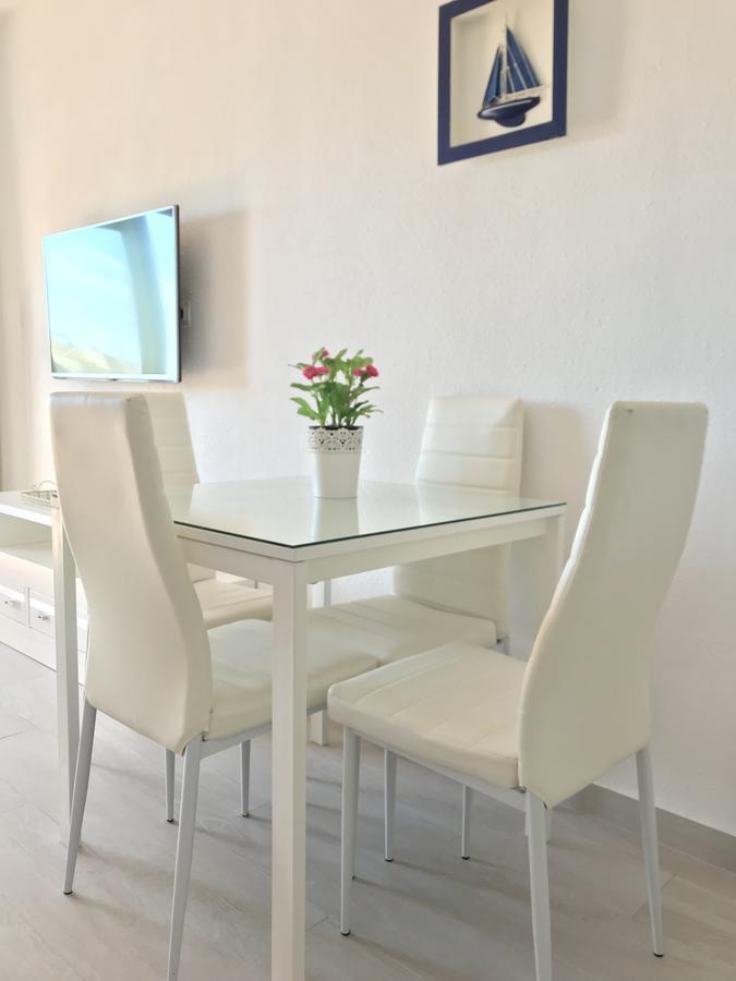Estudios Y Apartamentos Benal Beach ベナルマデナ エクステリア 写真