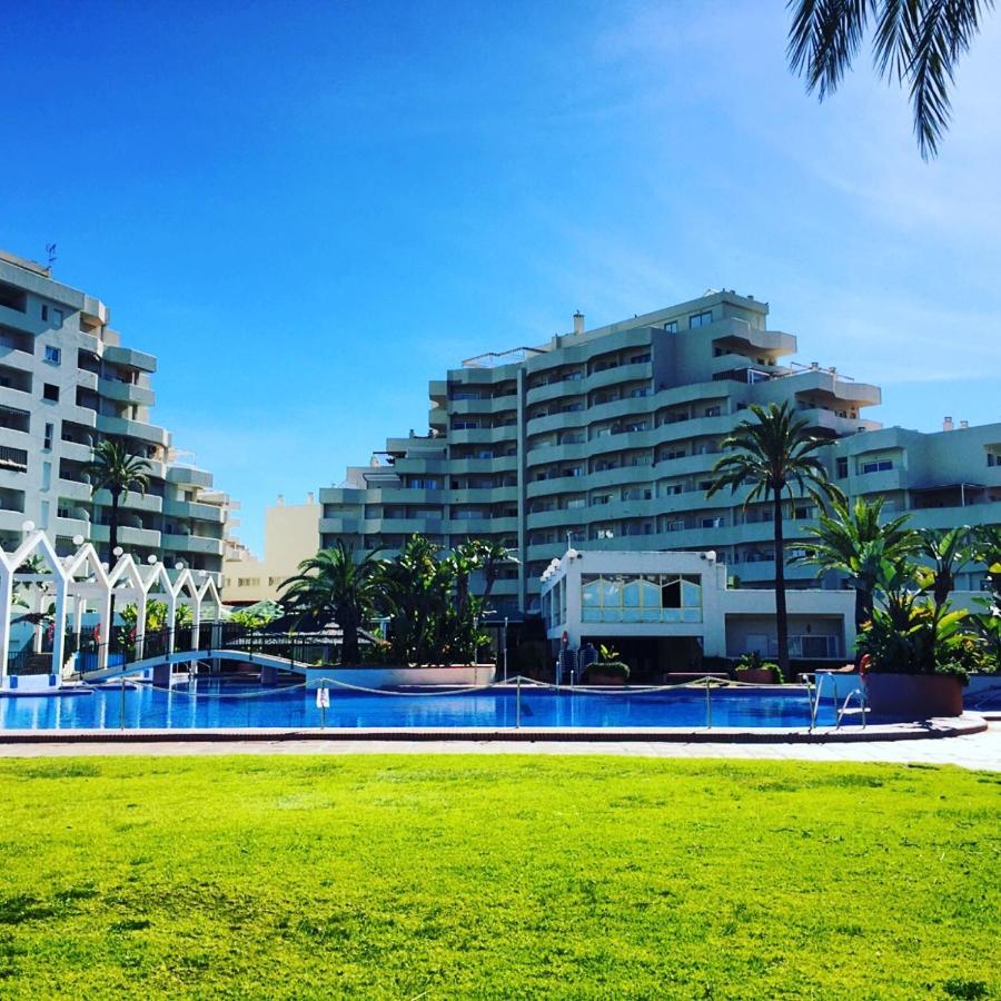 Estudios Y Apartamentos Benal Beach ベナルマデナ エクステリア 写真